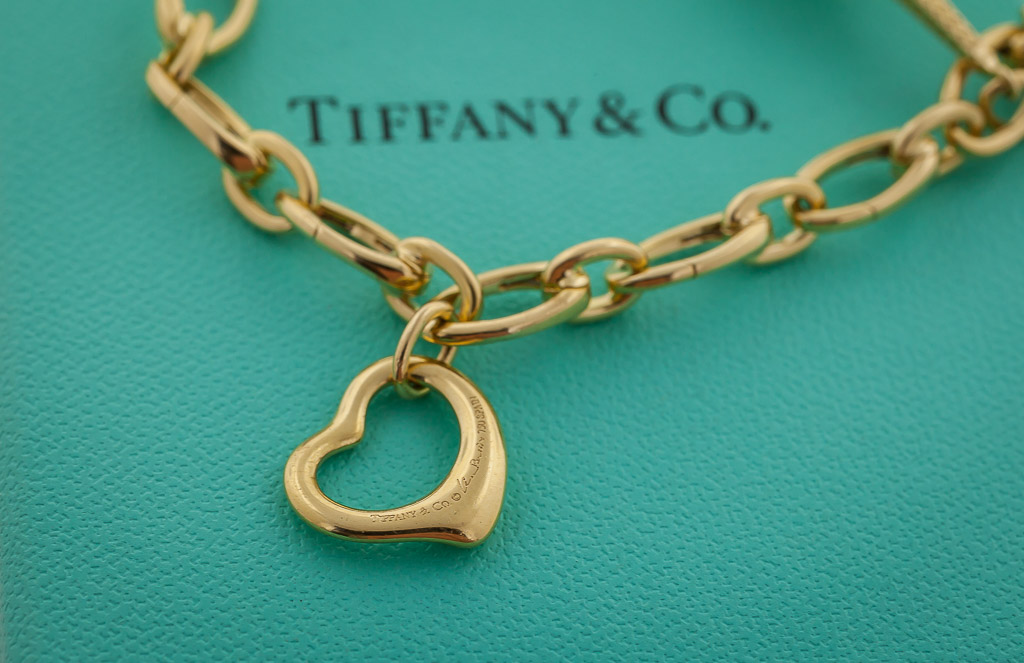 Tiffany & Co Charm Bracelet, 18K Yellow Gold, Cable Car, Eiffel Tower ...